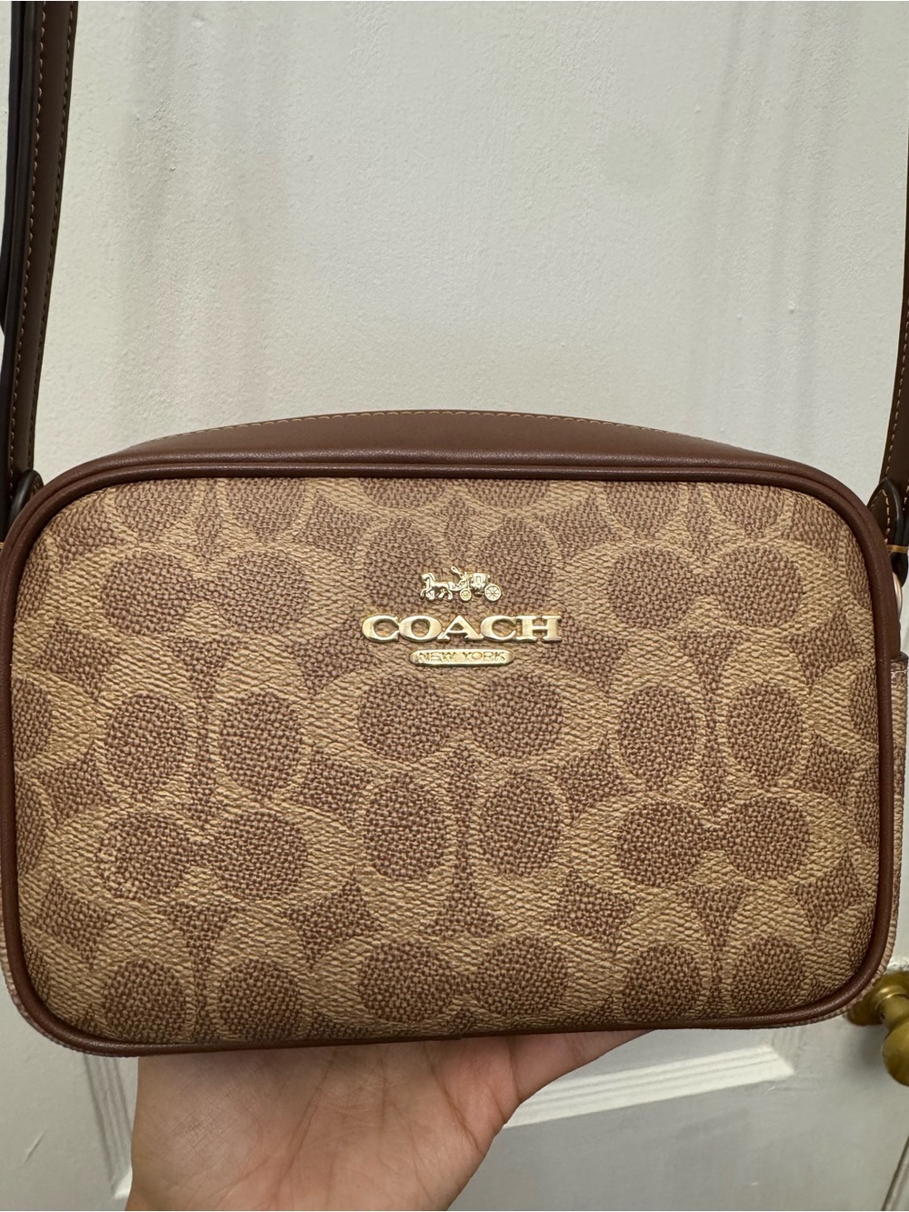 Coach Mini Jamie Camera Bag - Signature Canvas - Picture 2 of 13